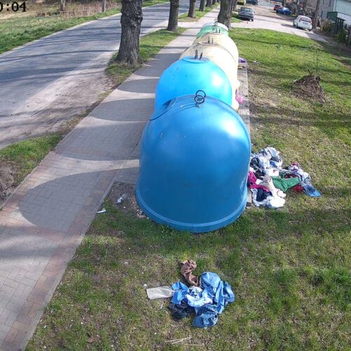 tekstylia pod pojemnikiem