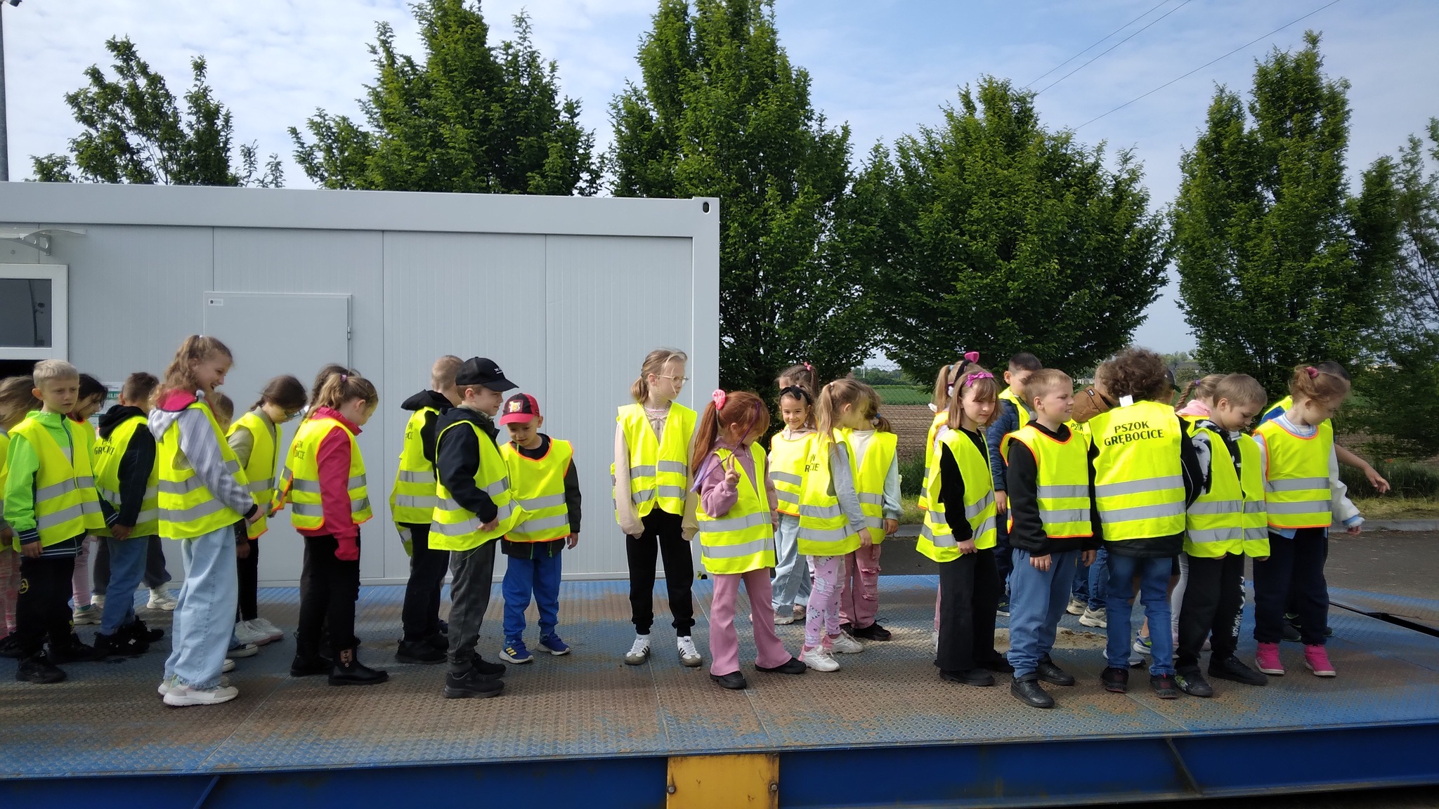 499040690_1110388424459531_196978401321914492_n