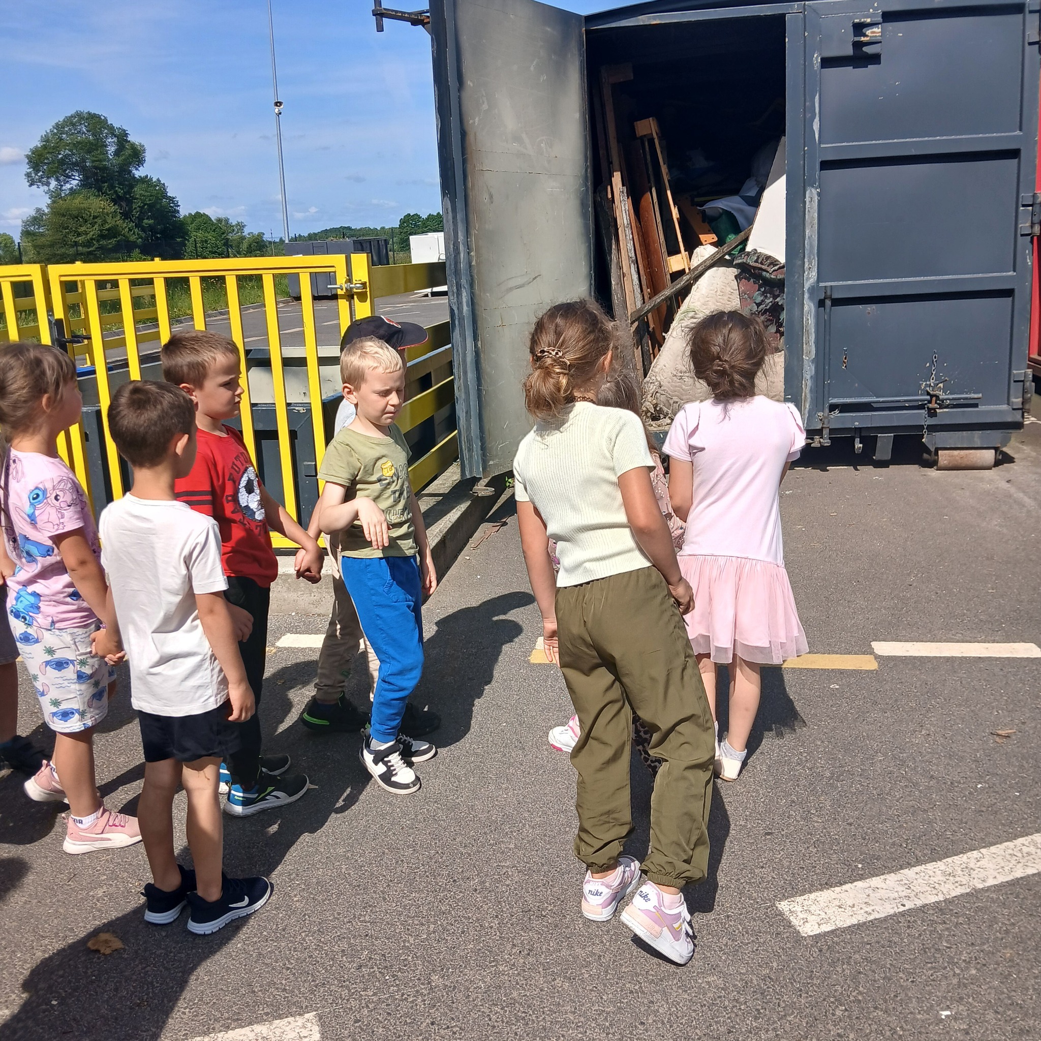 508611639_1131025349062505_4258898313703860786_n Radwanice